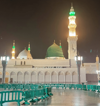 holy mosque masjid nabawi in saudi arabia