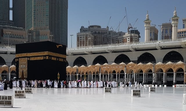 muslims circumambulating the holy kaaba