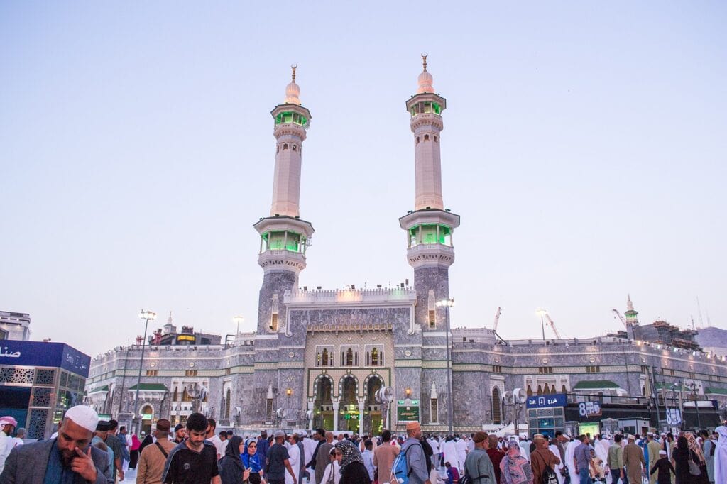 gates of masjid al haram