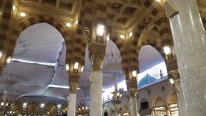 interior of masjid al nabawi