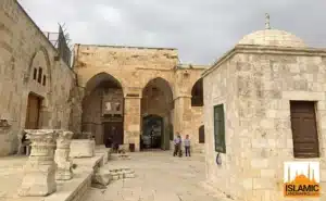 pintu masuk maghribi
